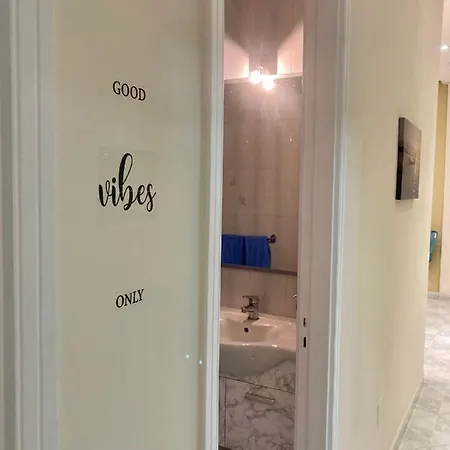 Sentiti A Casa-guest House Nocleg ze śniadaniem Neapol